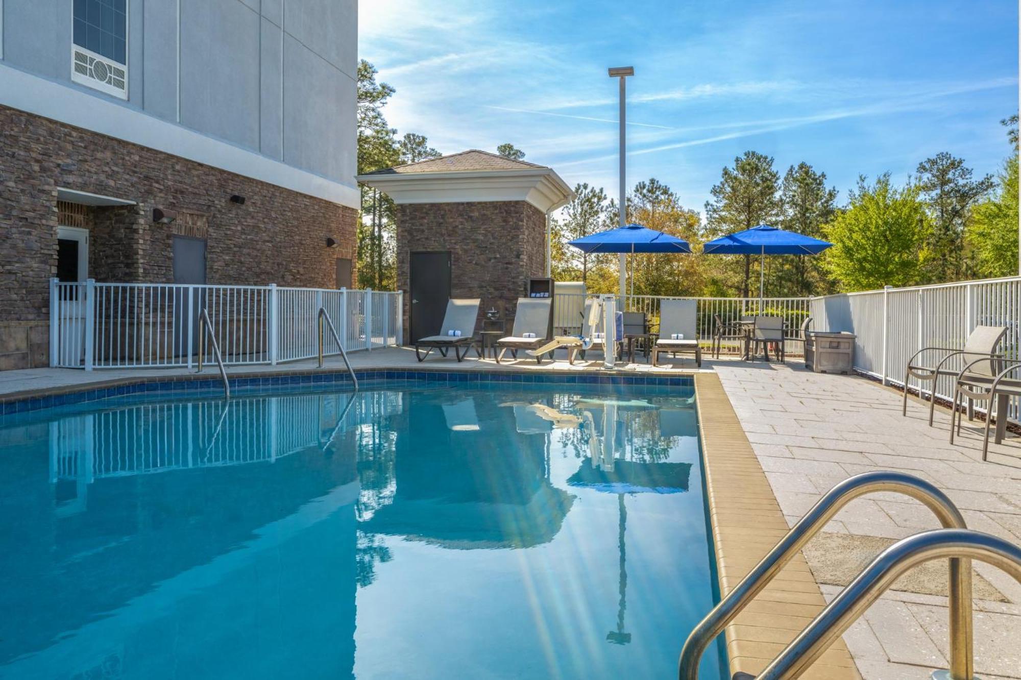 Holiday Inn Express & Suites Aiken By Ihg Dış mekan fotoğraf